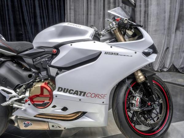 Used-2013-Ducati-SUPERBIKE-PANIGALE-1199-w-ABS-UPGRADES