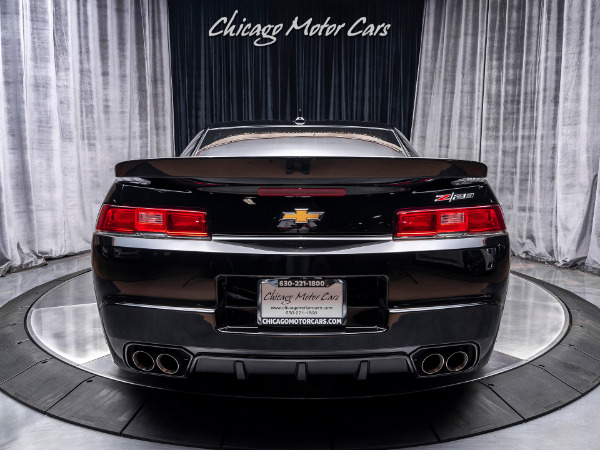 Used 2015 Chevrolet Camaro Z/28 Coupe AIR CONDITIONING & AUDIO! for sale Sold at Chicago Motor Cars in West Chicago IL 60185 4