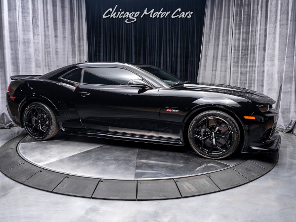 Used 2015 Chevrolet Camaro Z/28 Coupe AIR CONDITIONING & AUDIO! for sale Sold at Chicago Motor Cars in West Chicago IL 60185 6