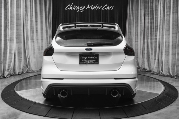 Used 2016 Ford Focus RS Hatchback Frozen White RS2 PACKAGE! 6-Speed Manual! Stunning Condition! for sale Sold at Chicago Motor Cars in West Chicago IL 60185 4