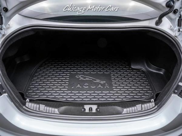 Used-2014-Jaguar-XF-V6-Supercharged-Sedan-MERIDIAN-AUDIO