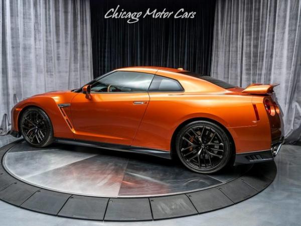 Used 2018 Nissan GT-R Premium Coupe PREMIUM INTERIOR! for sale Sold at Chicago Motor Cars in West Chicago IL 60185 3