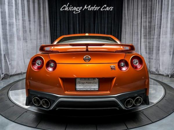 Used 2018 Nissan GT-R Premium Coupe PREMIUM INTERIOR! for sale Sold at Chicago Motor Cars in West Chicago IL 60185 4