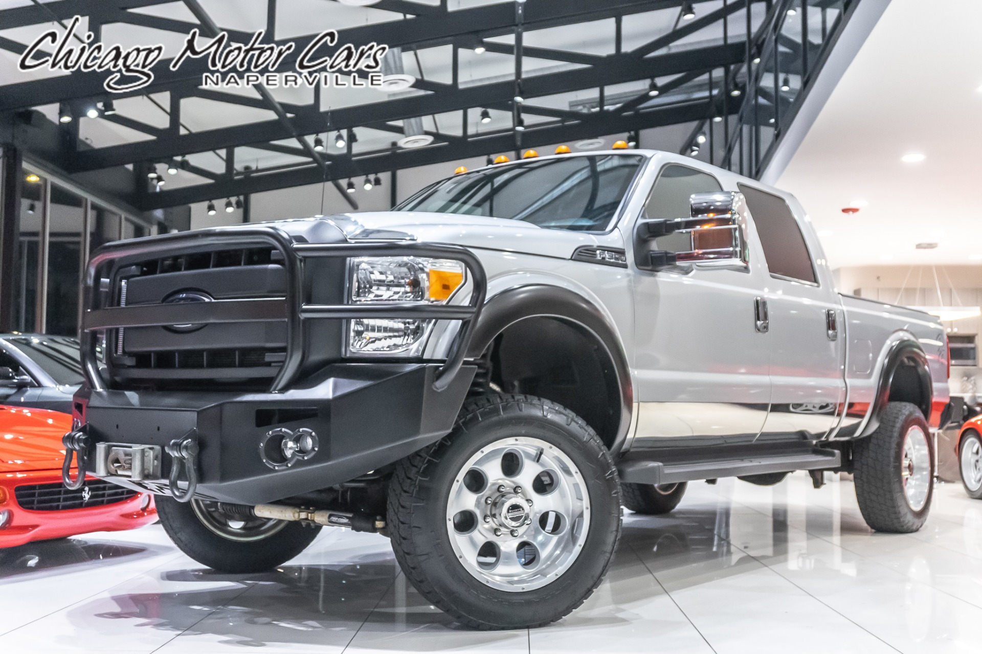 Used 2013 Ford Super Duty F-350 SRW XLT 4WD Crew Cab for sale Sold at Chicago Motor Cars in West Chicago IL 60185 1