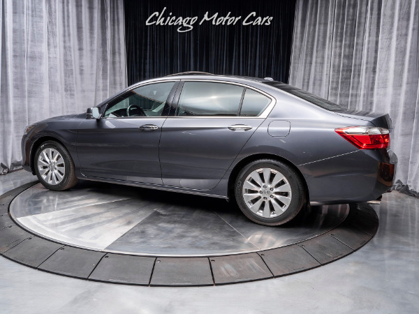 Used 2014 Honda Accord EX-L V6 Sedan for sale Sold at Chicago Motor Cars in West Chicago IL 60185 3