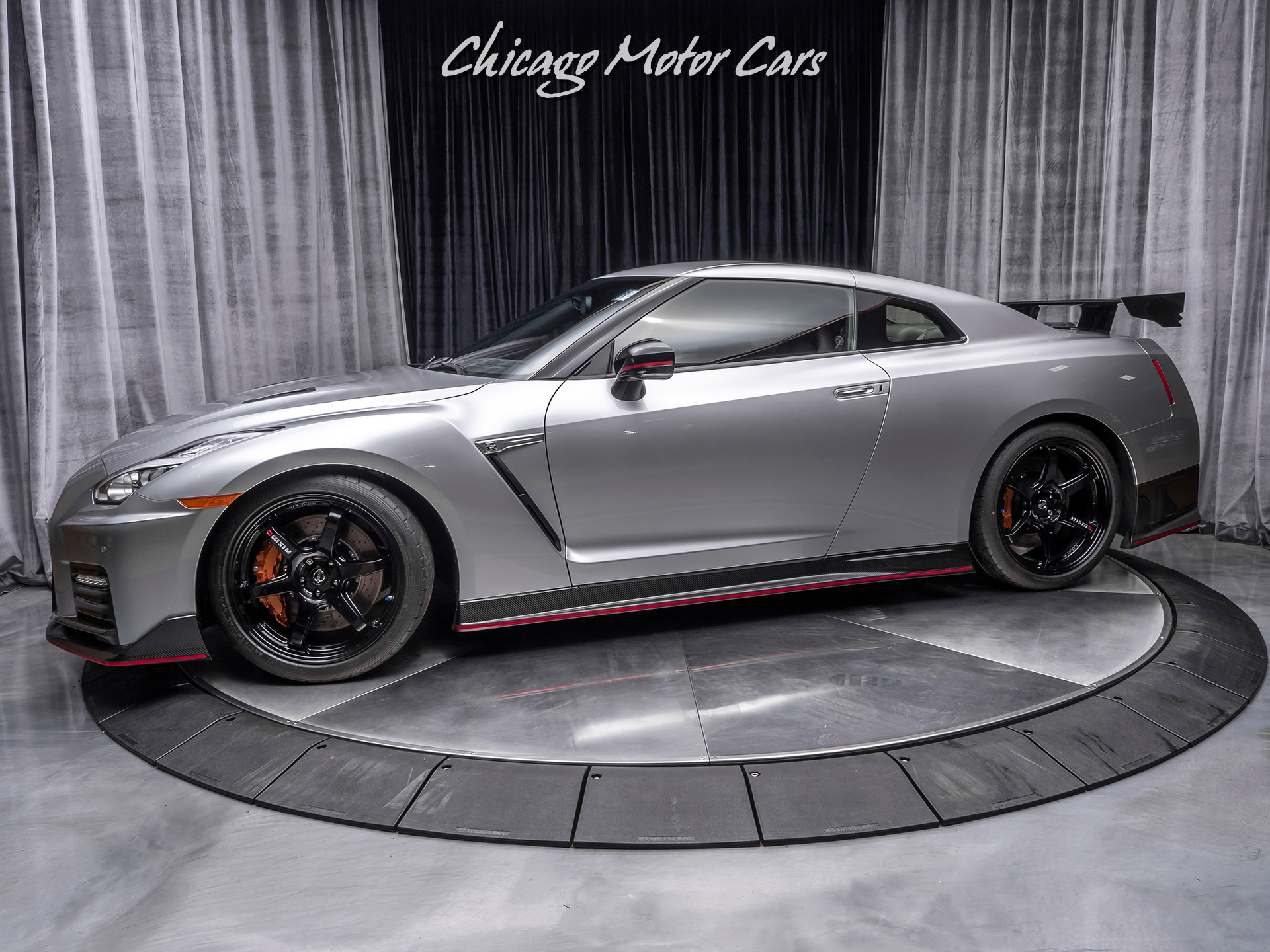 Used-2018-Nissan-GT-R-NISMO-Coupe-SUPER-RARE-EXAMPLE