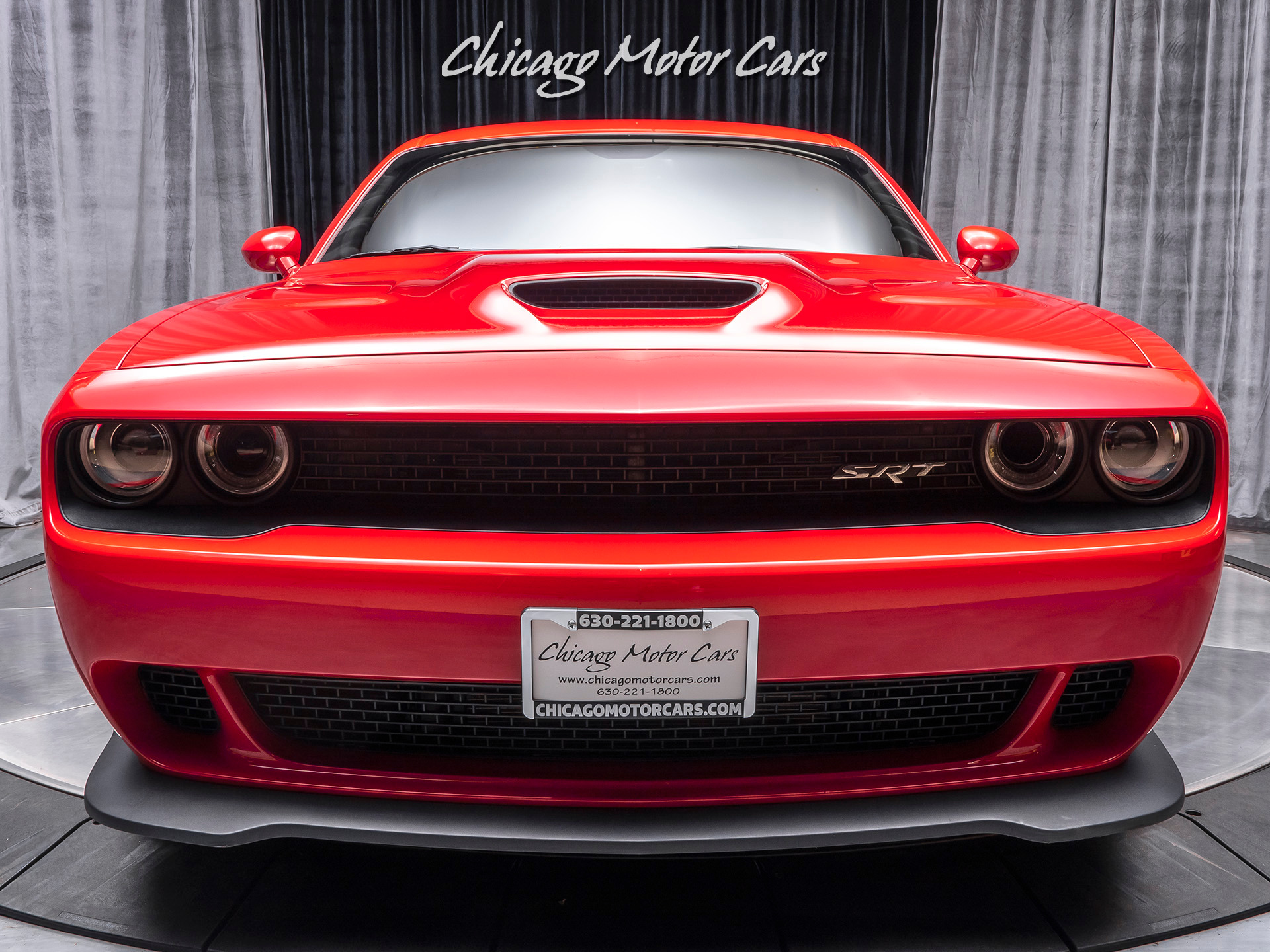 Used-2015-Dodge-Challenger-SRT-Hellcat-6-Speed-Manual