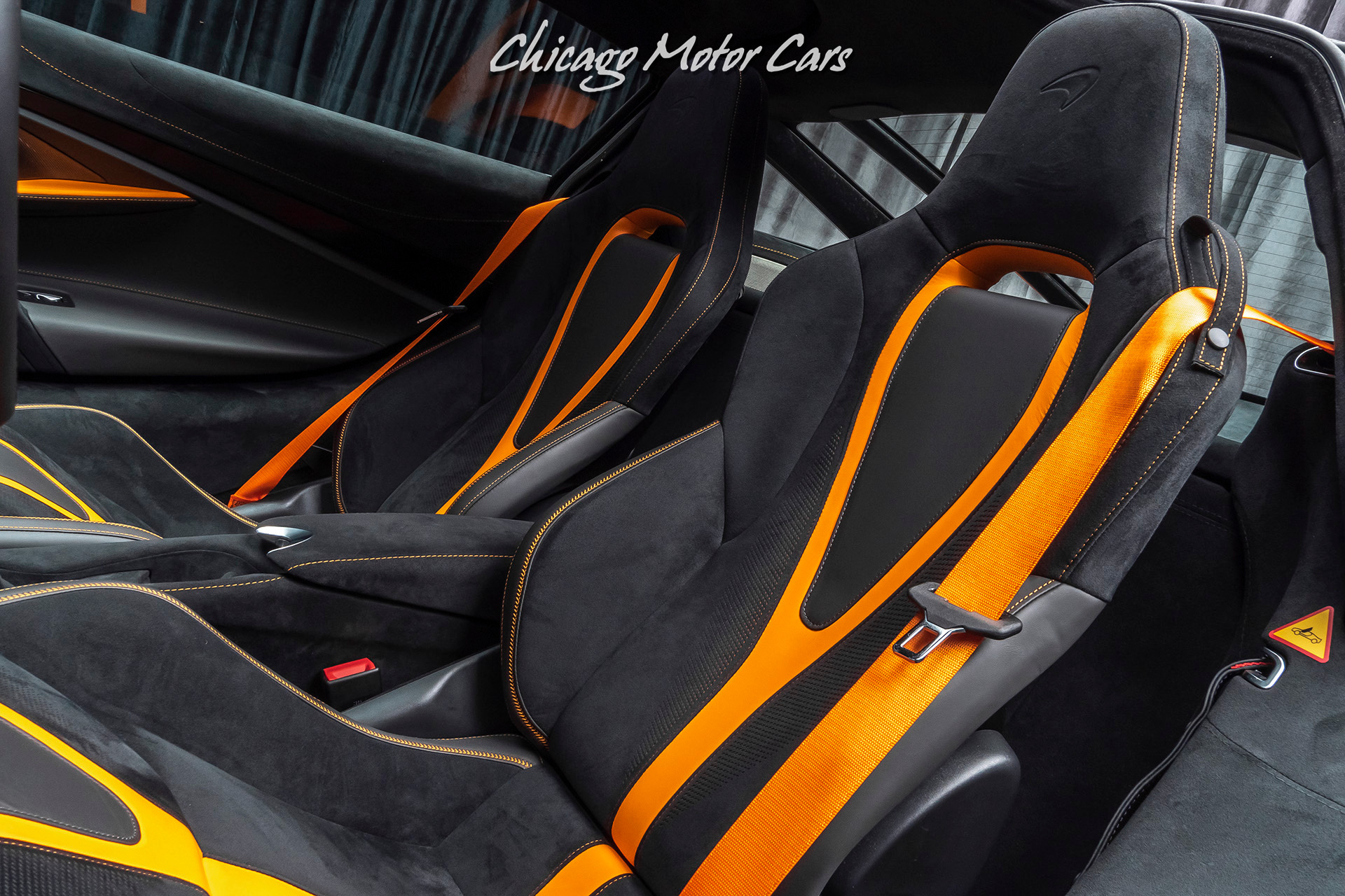 Used-2018-McLaren-720S-Coupe-Performance-Package-Carbon-Fiber