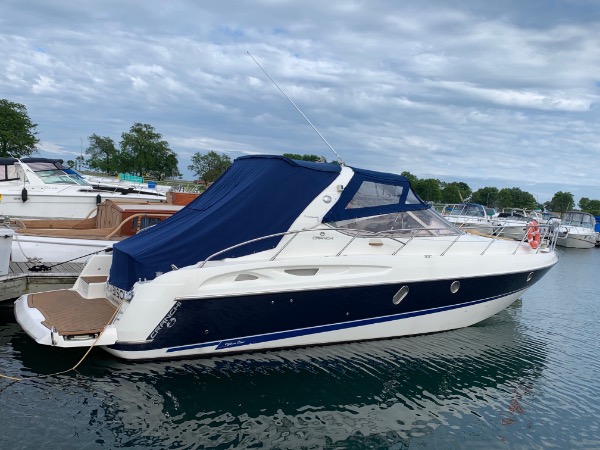 Used 2004 Cranchi Endurance 41 for sale Sold at Chicago Motor Cars in West Chicago IL 60185 2