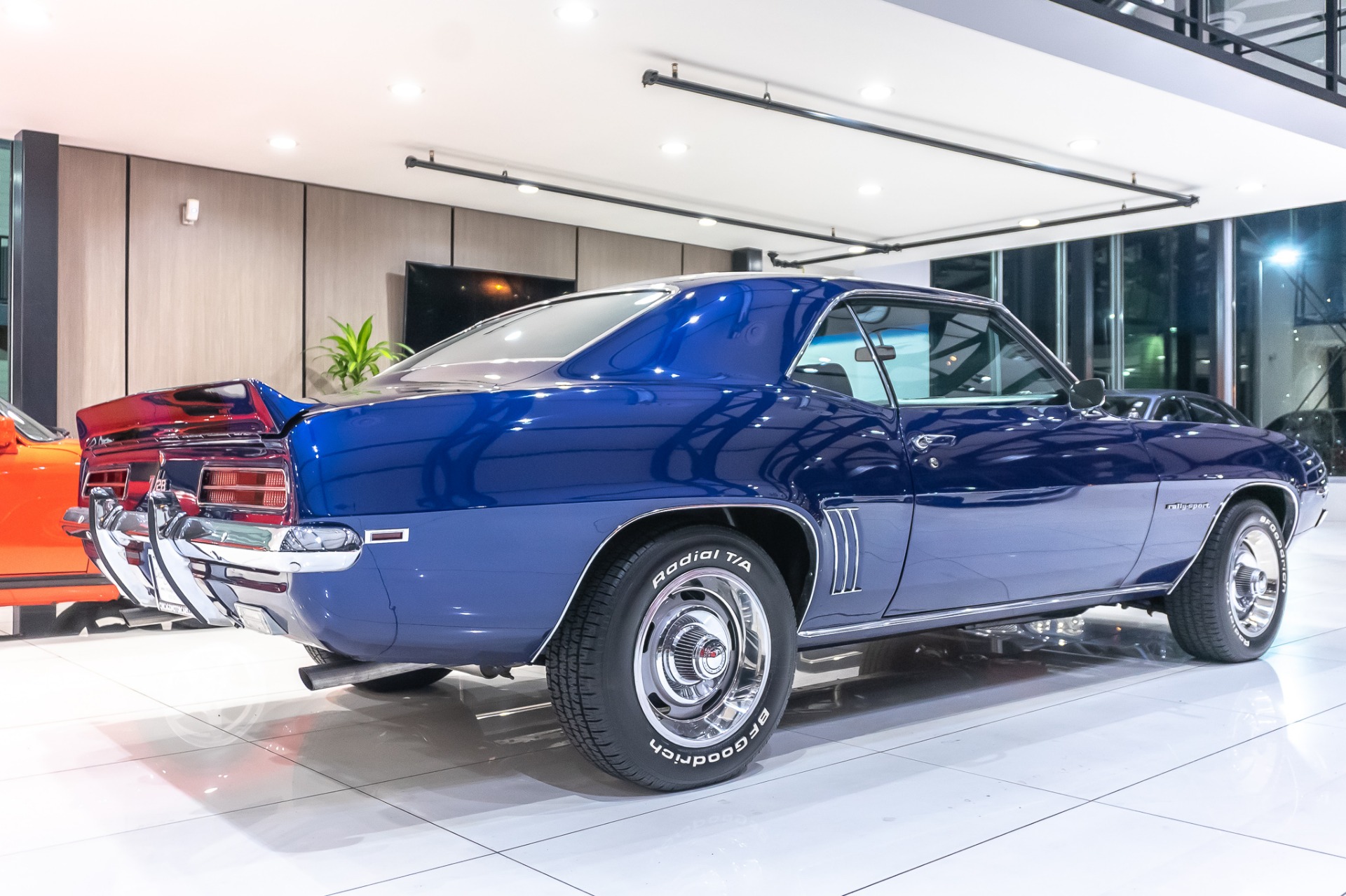 Used-1969-Chevrolet-Camaro-RS-Z28-Coupe-4-Speed-302CI-Restored