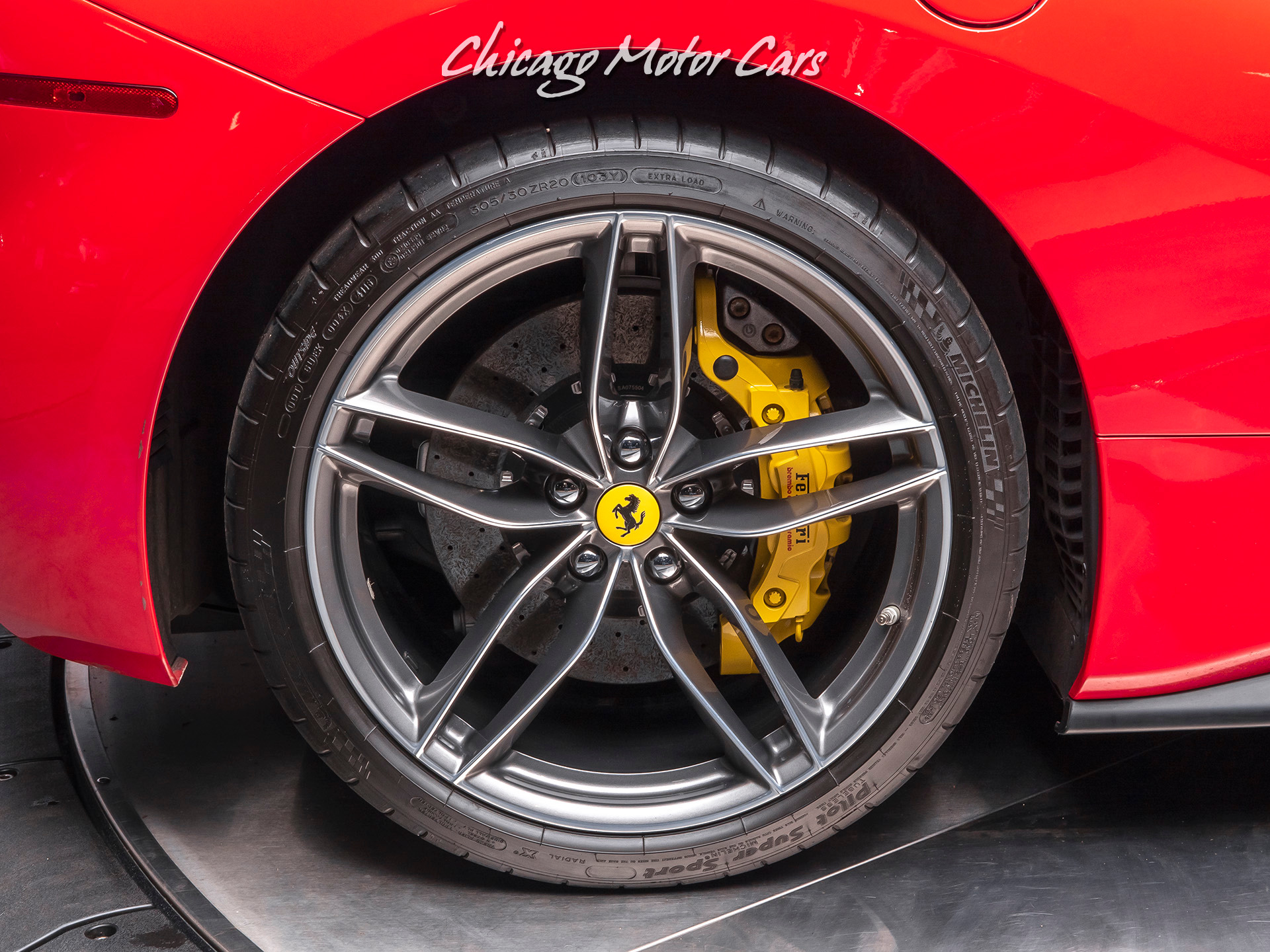 Used-2017-Ferrari-488-GTB-Coupe-Original-MSRP-318k-Carbon-Fiber-Front-Lift