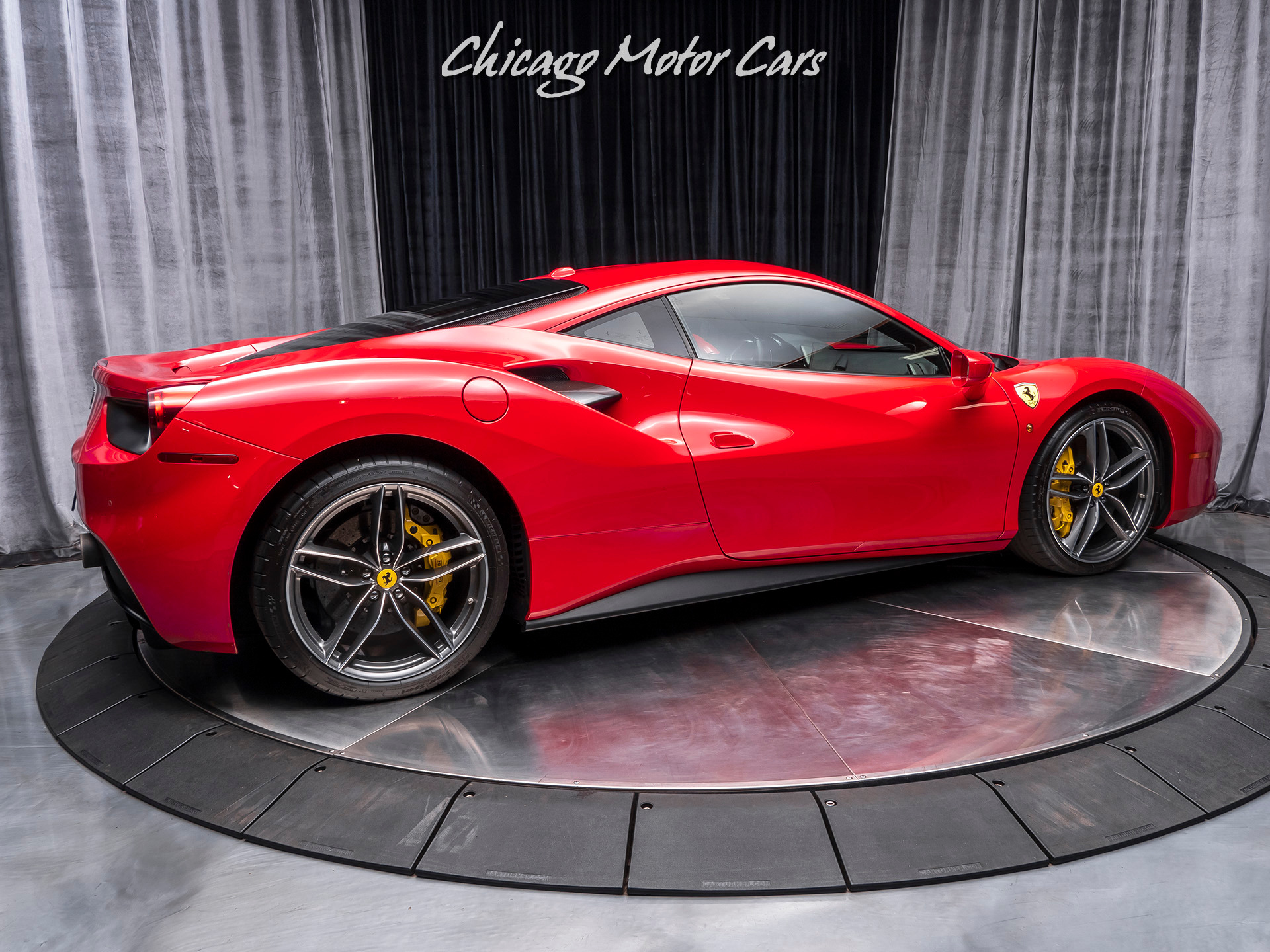 Used-2017-Ferrari-488-GTB-Coupe-Original-MSRP-318k-Carbon-Fiber-Front-Lift