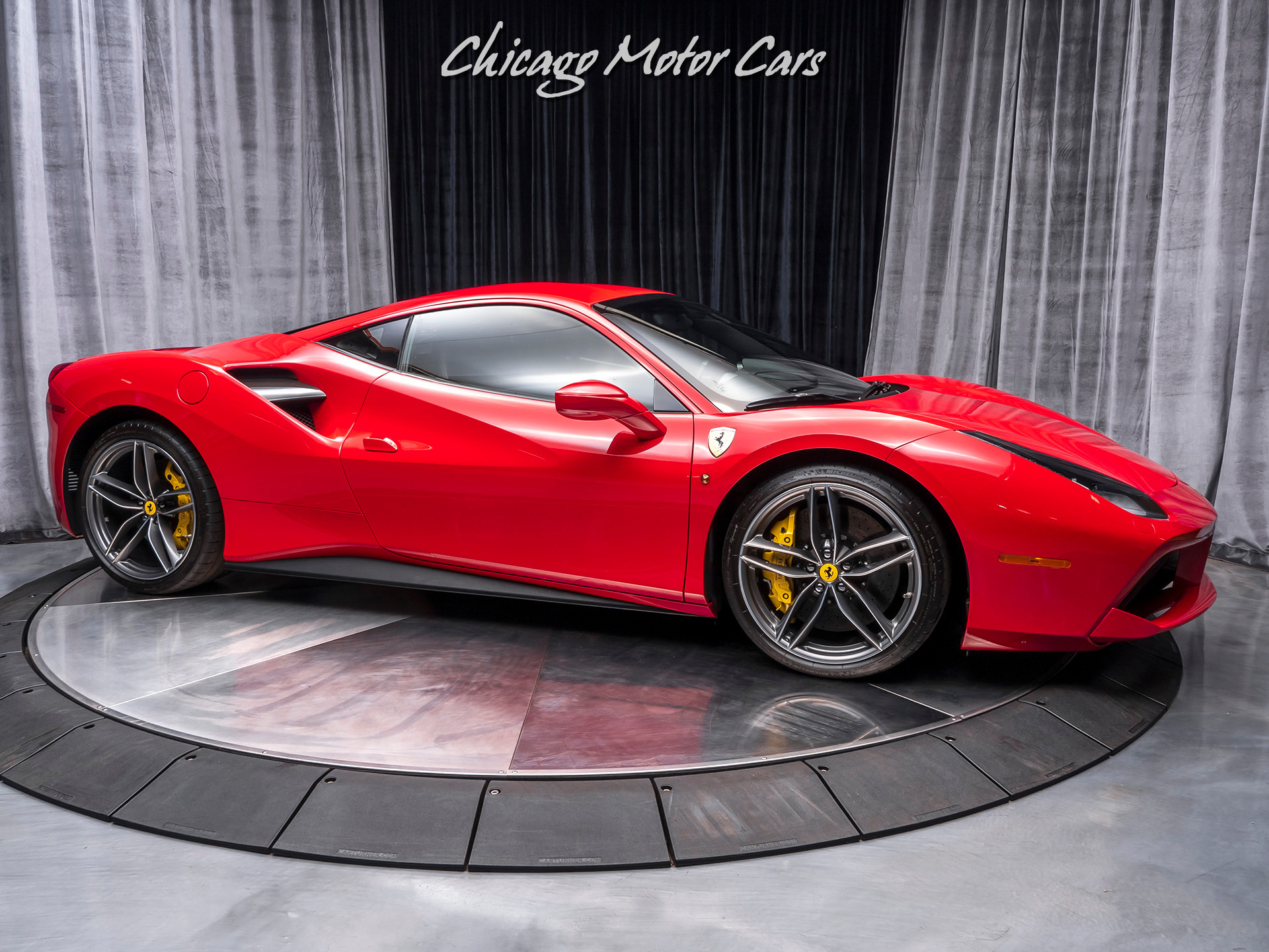 Used-2017-Ferrari-488-GTB-Coupe-Original-MSRP-318k-Carbon-Fiber-Front-Lift