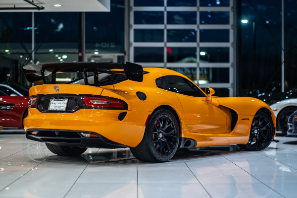 Used-2017-Dodge-Viper-GTC-Coupe-ACR-PACKAGE