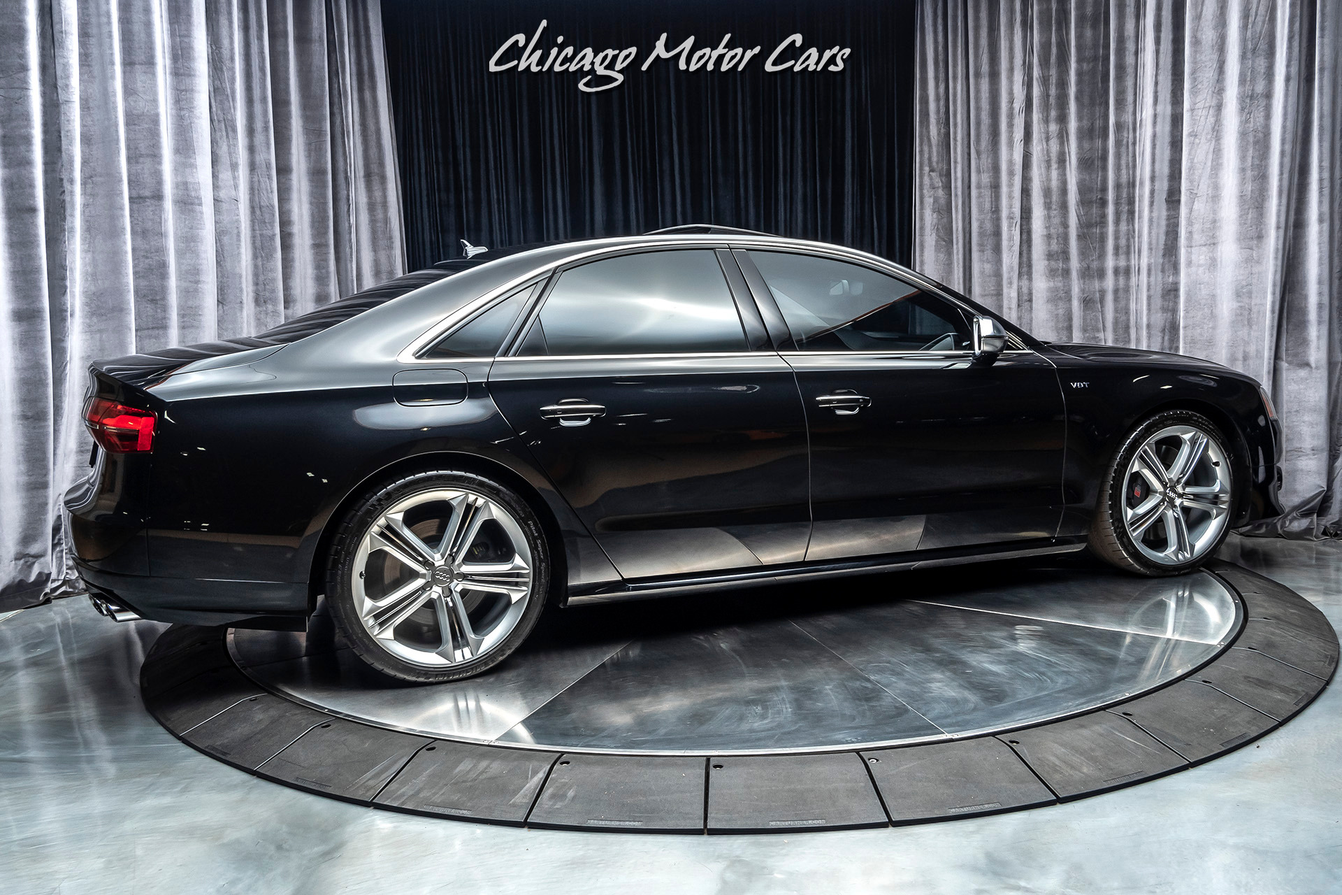 Used-2015-Audi-S8-40T-Quattro-Sedan-MSRP-119K-DRIVER-ASSISTANCE-PACKAGE