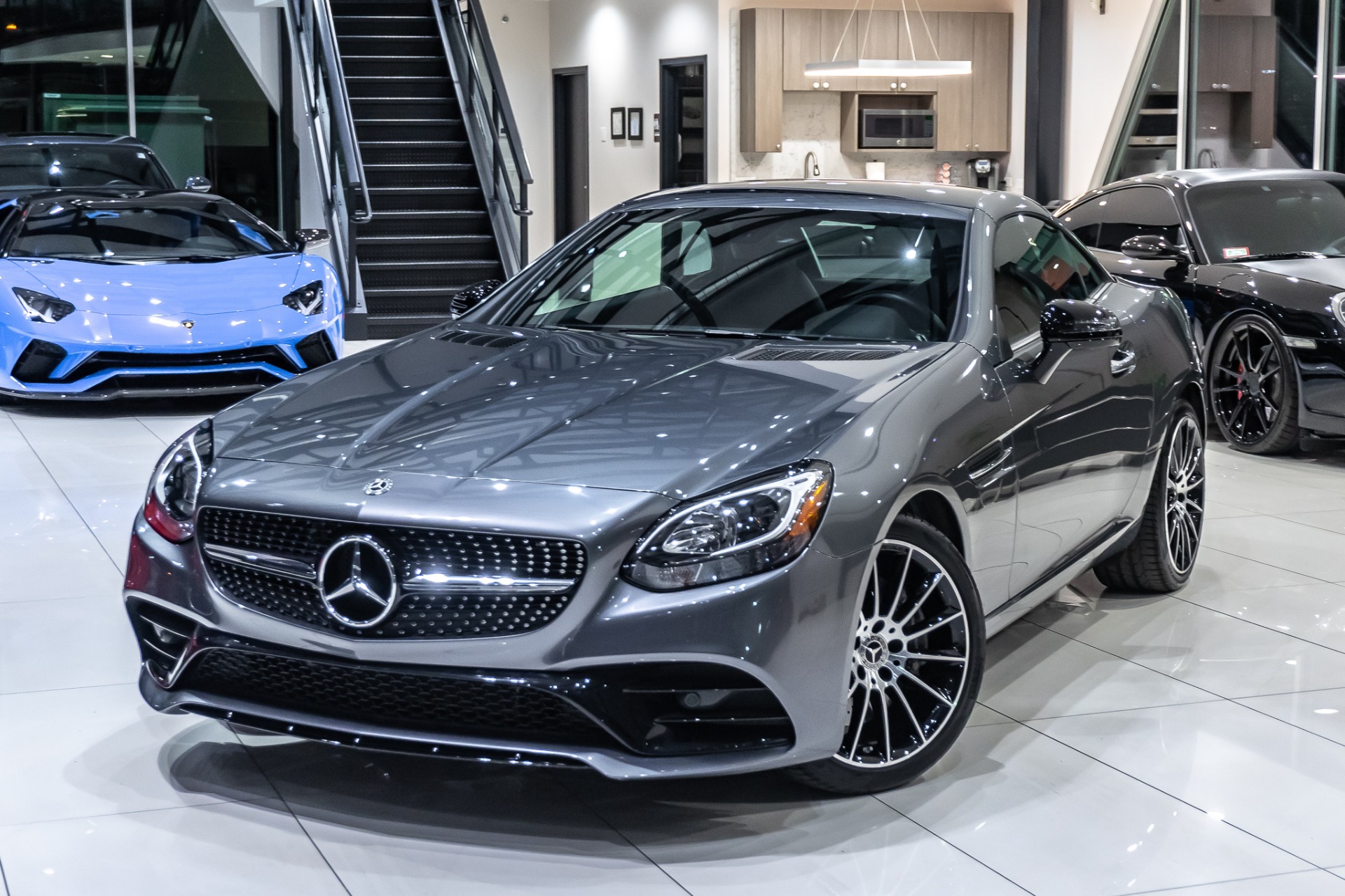 Used-2018-Mercedes-Benz-SLC-300-Roadster-PREMIUM-1-PACKAGE