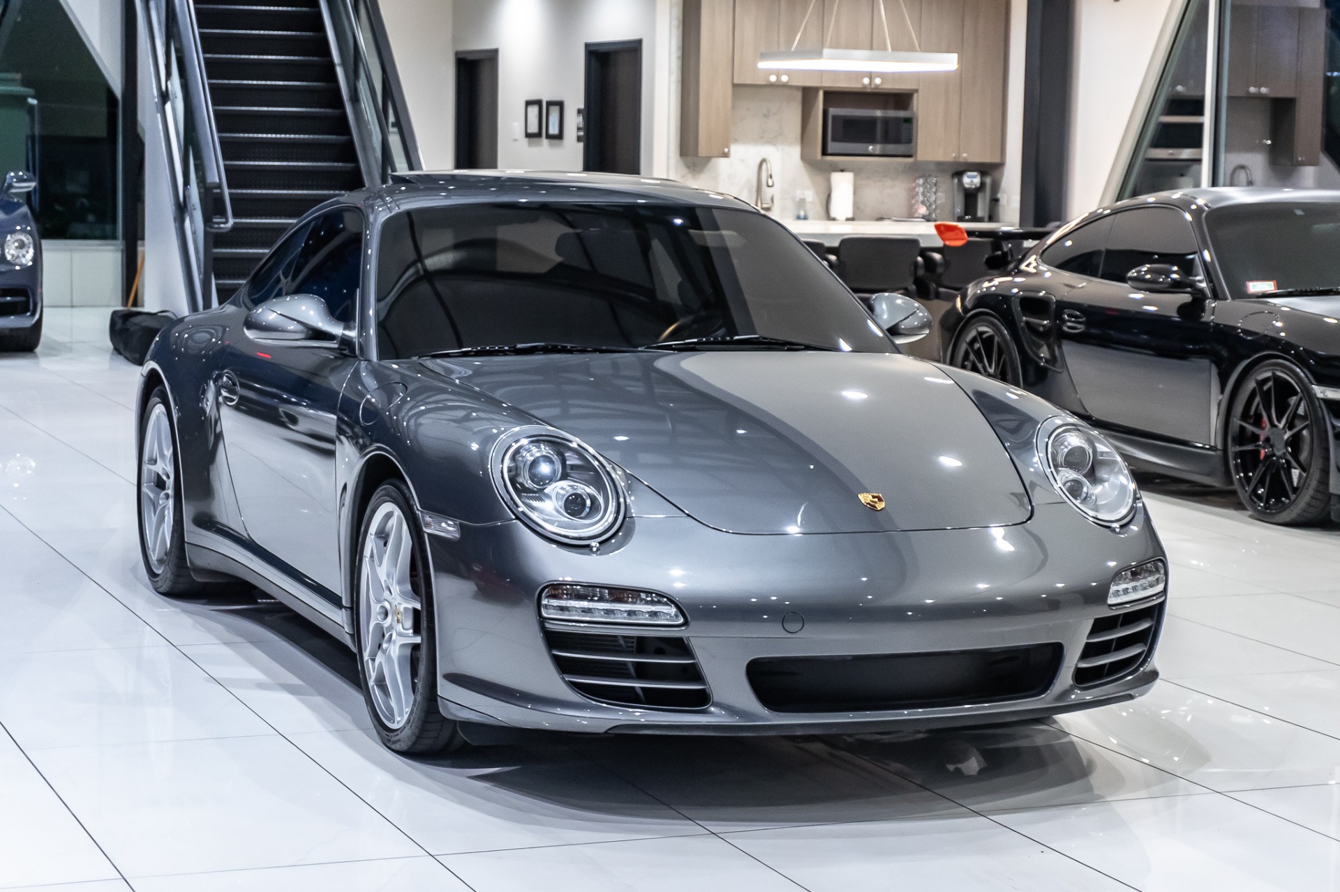 Used-2010-Porsche-911-Carrera-4S-Coupe-113kMsrp