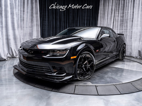 Used 2015 Chevrolet Camaro Z/28 Coupe AIR CONDITIONING & AUDIO FEATURE! for sale Sold at Chicago Motor Cars in West Chicago IL 60185 2
