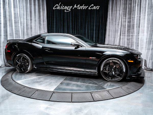 Used 2015 Chevrolet Camaro Z/28 Coupe AIR CONDITIONING & AUDIO FEATURE! for sale Sold at Chicago Motor Cars in West Chicago IL 60185 6