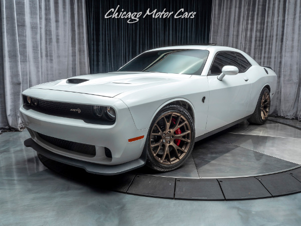 Used 2016 Dodge Challenger SRT Hellcat Coupe 6-SPEED MANUAL! for sale Sold at Chicago Motor Cars in West Chicago IL 60185 2