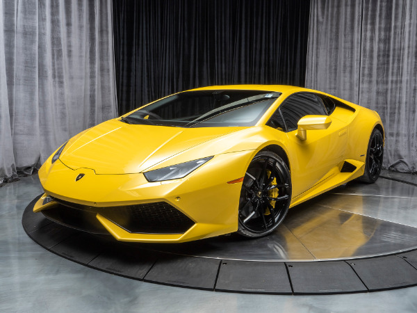 Used 2015 Lamborghini Huracan LP 610-4 Coupe TRANSPARENT ENGINE BAY! for sale Sold at Chicago Motor Cars in West Chicago IL 60185 2