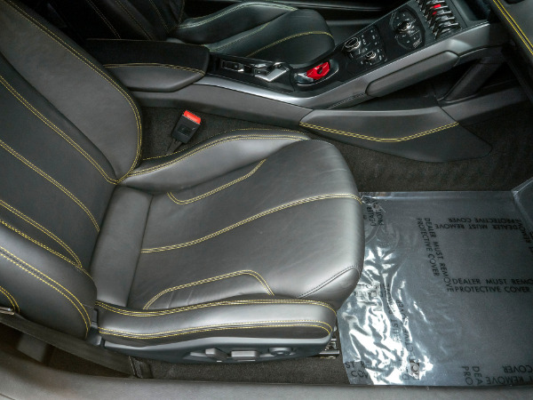 Used-2015-Lamborghini-Huracan-LP-610-4-Coupe-TRANSPARENT-ENGINE-BAY