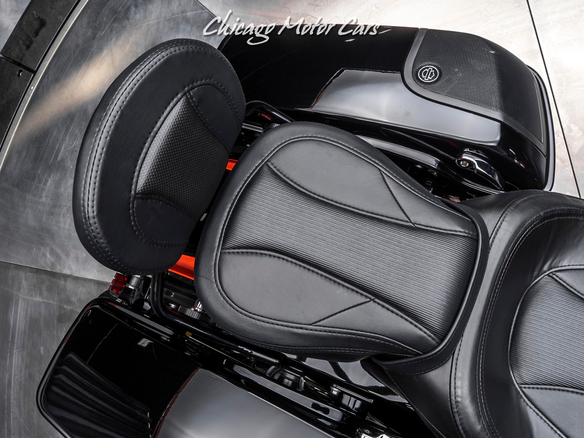 Used-2017-Harley-Davidson-Street-Glide-CVO-Stage-III-HD-Motor-117