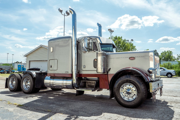 Used-2001-Peterbilt-379-Sleeper-Heavy-Haul-Truck-EXTENSIVE-SERVICE