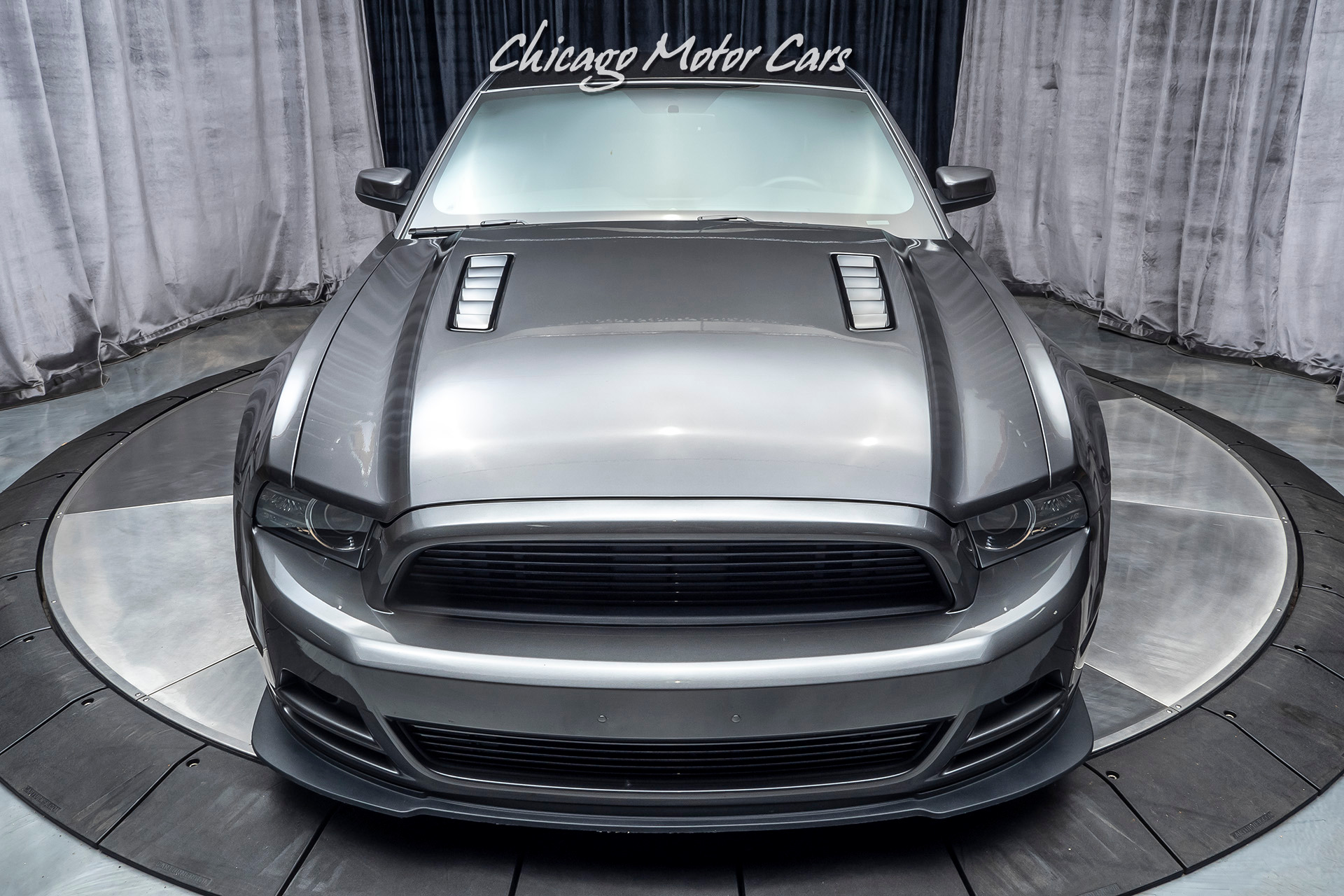 Used-2014-Ford-Mustang-GT-Premium