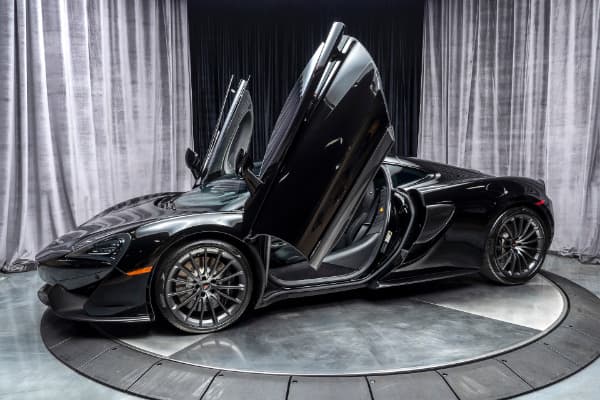Used 2017 McLaren 570GT Coupe SPORT EXHAUST! CARBON FIBER! for sale Sold at Chicago Motor Cars in West Chicago IL 60185 1