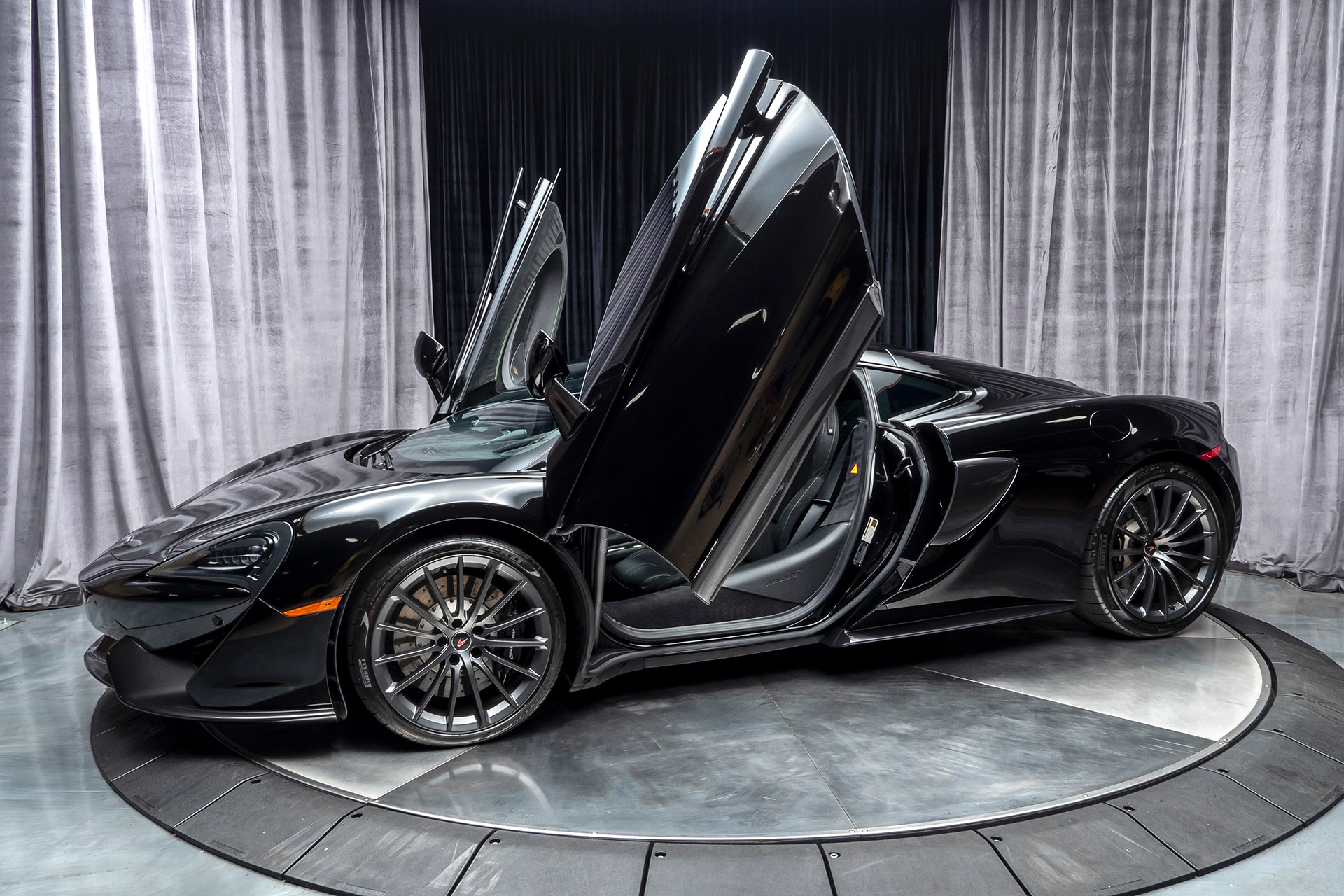 Used 2017 McLaren 570GT Coupe SPORT EXHAUST! CARBON FIBER! for sale Sold at Chicago Motor Cars in West Chicago IL 60185 1