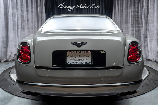 Used 2016 Bentley Mulsanne Speed Sedan MSRP $427k+ LOADED WITH OPTIONS! for sale Sold at Chicago Motor Cars in West Chicago IL 60185 4