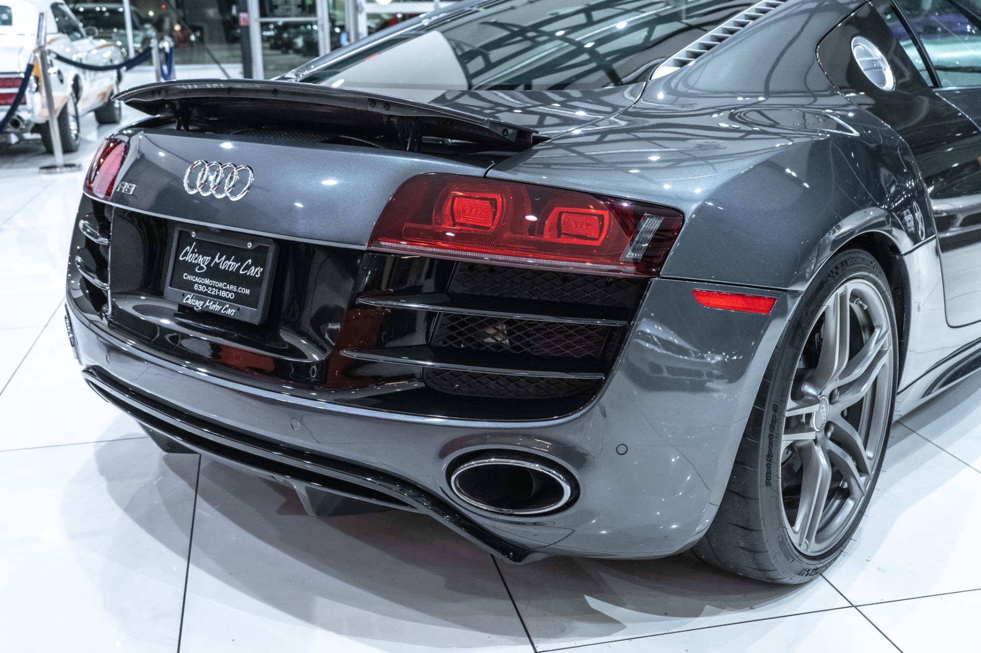 Used-2010-Audi-R8-V10-Coupe-Gated-6-Speed-Twin-Turbo-Just-Fully-Serviced-wRecords