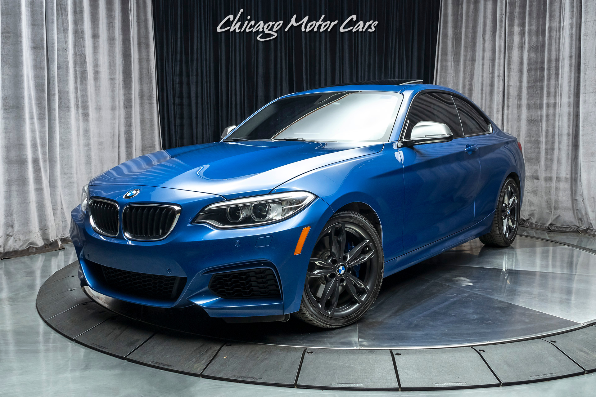 Used-2016-BMW-2-Series-M235i-xDrive-Technology-Package-Well-Equipped