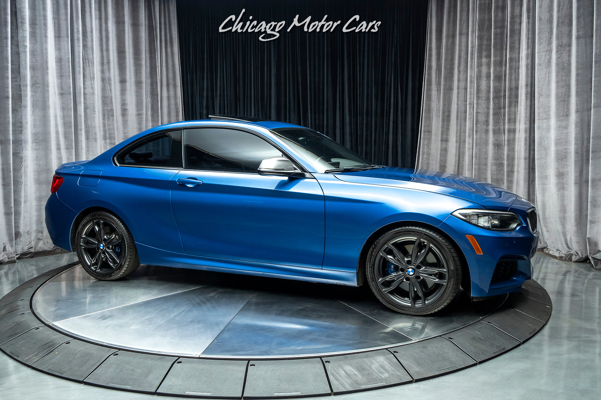 Used-2016-BMW-2-Series-M235i-xDrive-Technology-Package-Well-Equipped