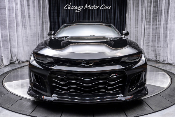 Used-2017-Chevrolet-Camaro-ZL1-Coupe-ONLY-3900-MILES-CARBON-FIBER-HOOD-INSERT-6-Speed-Manual