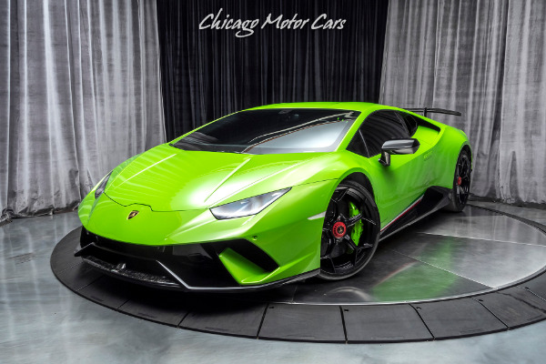 Used 2018 Lamborghini Huracan LP640-4 Performante Coupe Verde Mantis LOADED w/FACTORY OPTIONS! for sale Sold at Chicago Motor Cars in West Chicago IL 60185 2