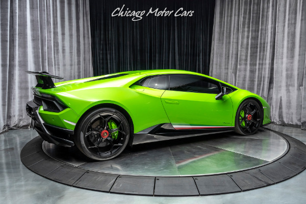Used 2018 Lamborghini Huracan LP640-4 Performante Coupe Verde Mantis LOADED w/FACTORY OPTIONS! for sale Sold at Chicago Motor Cars in West Chicago IL 60185 5