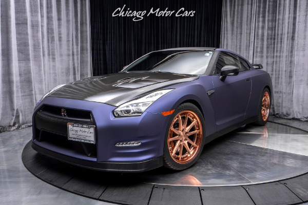 Used-2016-Nissan-GT-R-Premium