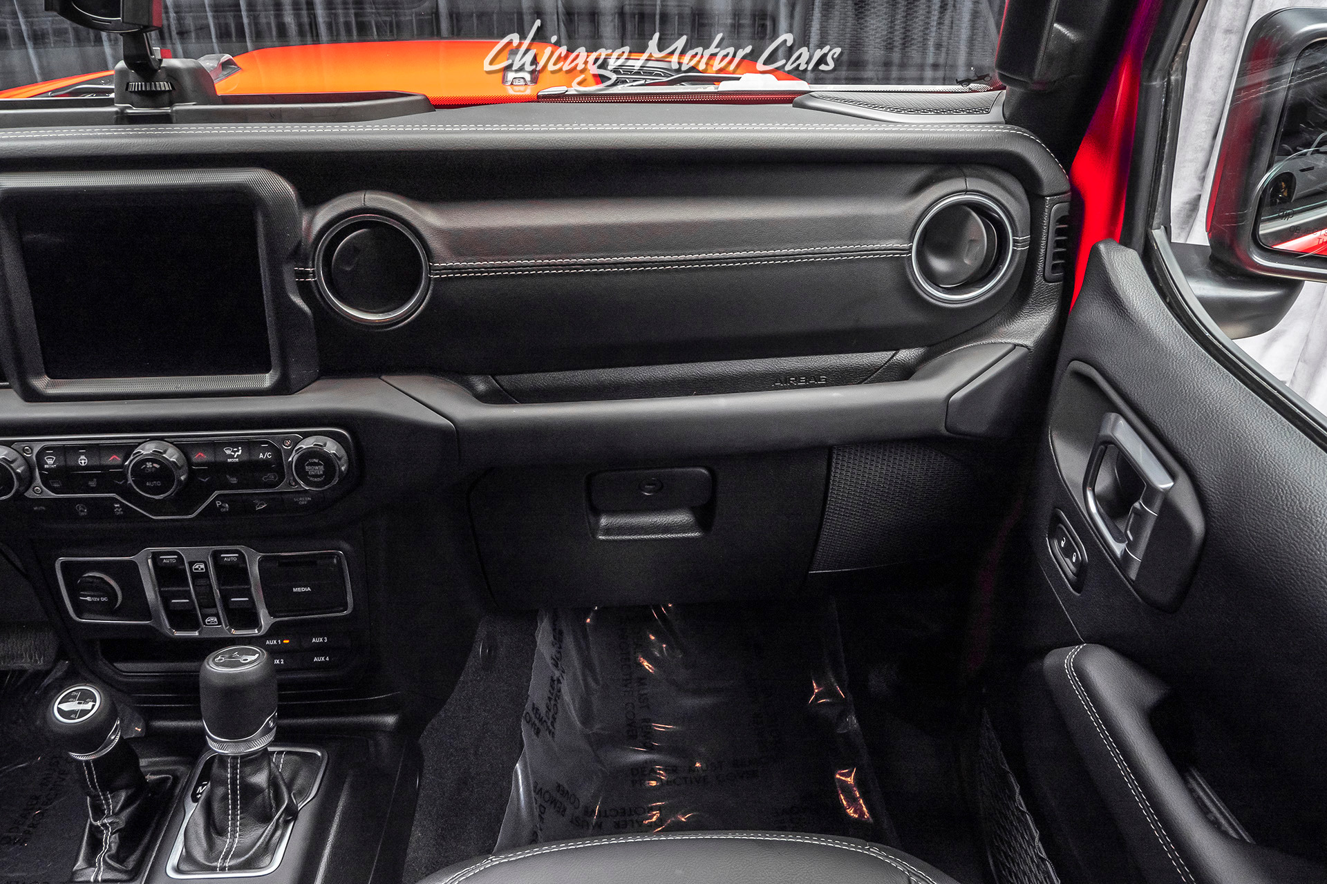 Used-2019-Jeep-Wrangler-Unlimited-Sahara-MOAB-Edition