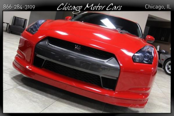 Used-2010-Nissan-GT-R-Premium