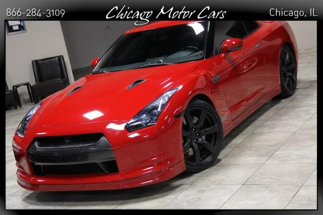 Used-2010-Nissan-GT-R-Premium