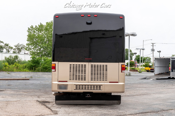 Used 2002 Monaco Beaver Santiam 40 for sale Sold at Chicago Motor Cars in West Chicago IL 60185 6