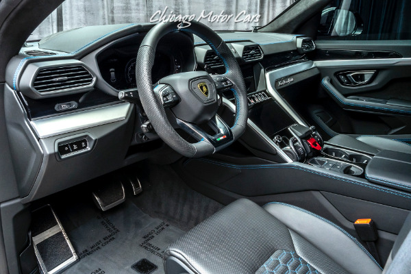 Used-2019-Lamborghini-Urus-SUV-MSRP-241K-REAR-SEAT-ENTERTAINMENT