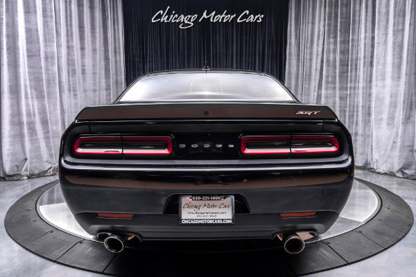 Used 2015 Dodge Challenger SRT Hellcat Coupe OVER 800 HORSEPOWER! 8-SPEED AUTOMATIC! for sale Sold at Chicago Motor Cars in West Chicago IL 60185 4
