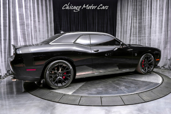 Used 2015 Dodge Challenger SRT Hellcat Coupe OVER 800 HORSEPOWER! 8-SPEED AUTOMATIC! for sale Sold at Chicago Motor Cars in West Chicago IL 60185 5