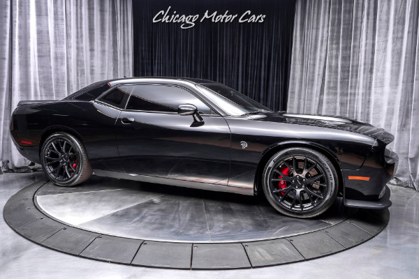 Used 2015 Dodge Challenger SRT Hellcat Coupe OVER 800 HORSEPOWER! 8-SPEED AUTOMATIC! for sale Sold at Chicago Motor Cars in West Chicago IL 60185 6