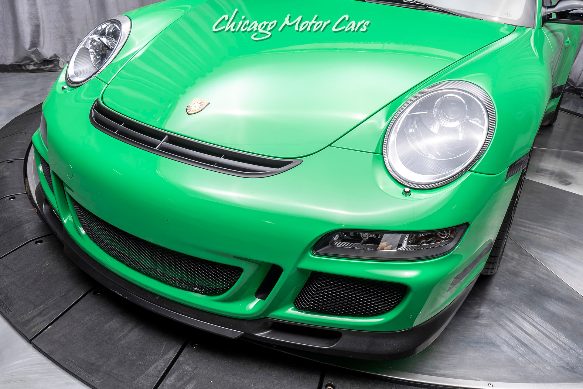 Used-2007-Porsche-911-GT3-RS-Coupe-1-of-25-RARE-RS-GREEN