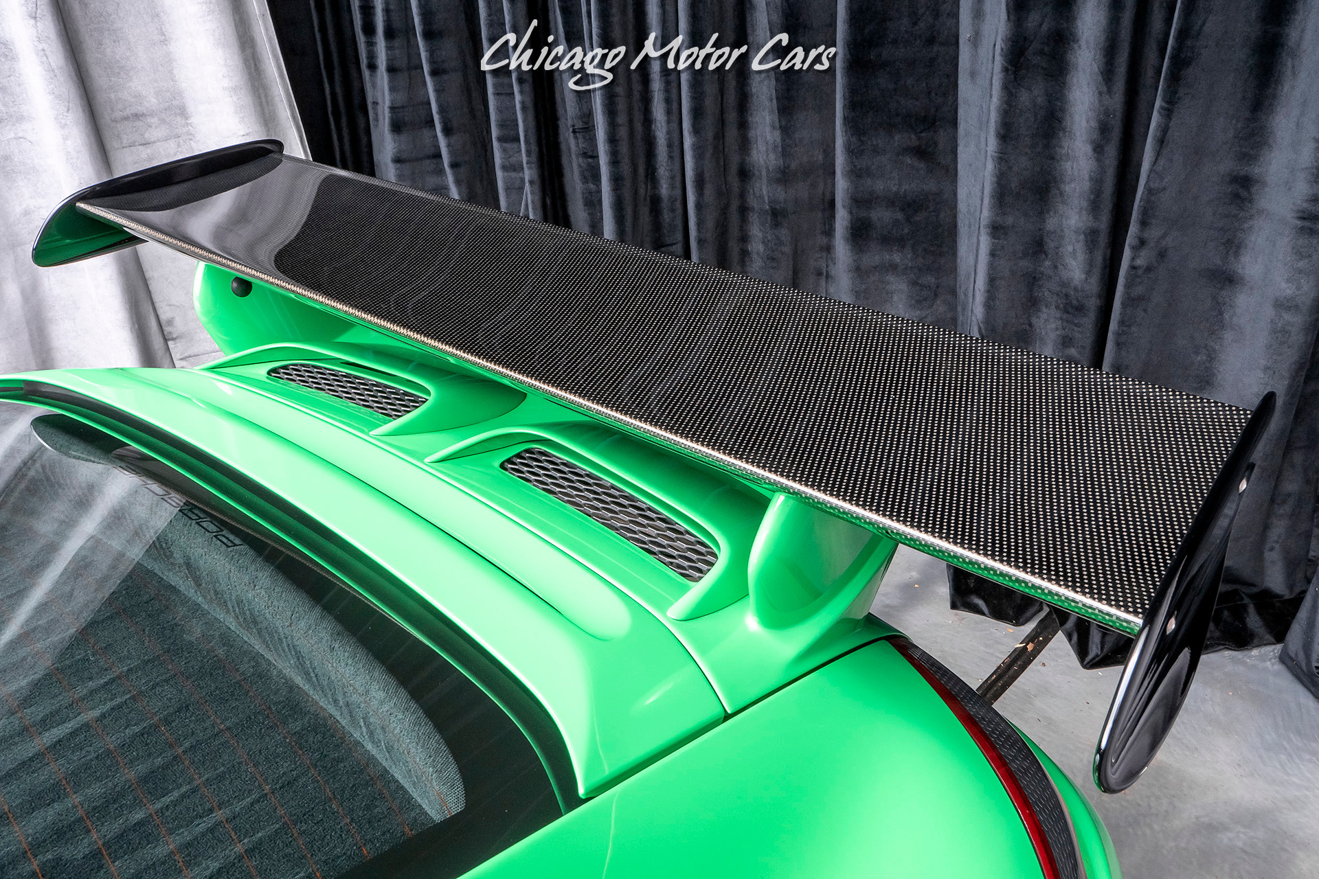 Used-2007-Porsche-911-GT3-RS-Coupe-1-of-25-RARE-RS-GREEN