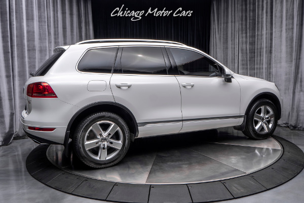 Used 2012 Volkswagen Touareg TDI Lux AWD SUV for sale Sold at Chicago Motor Cars in West Chicago IL 60185 5